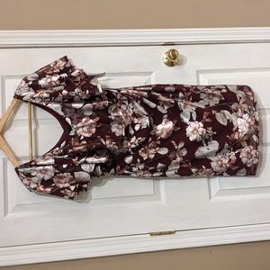 Connected Apparel 10 Petite Ruffled V-neck Floral Burgundy Formal Cocktail Dress
